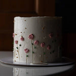 Blooming-Flower-Tall-Birthday-Cake