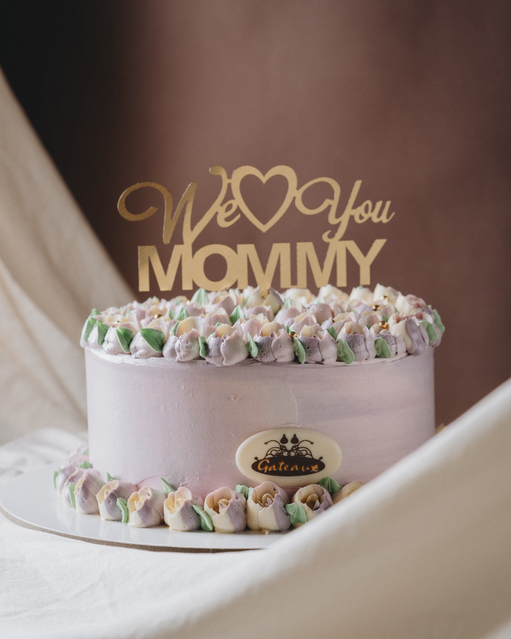 D2 Mother's Day Cake