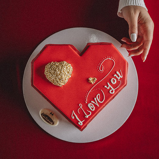 Fantasy Love Cake