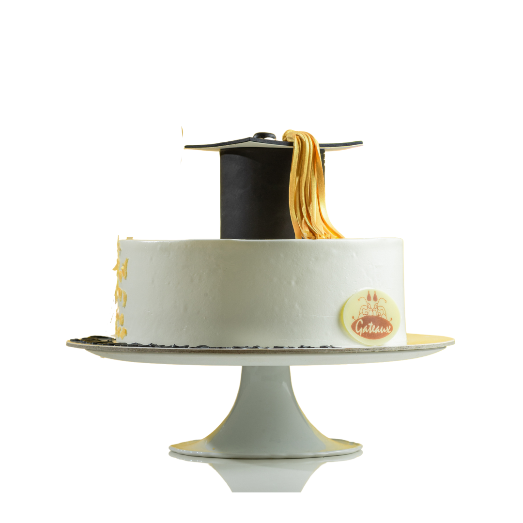 Graduation Cake Golden Hat