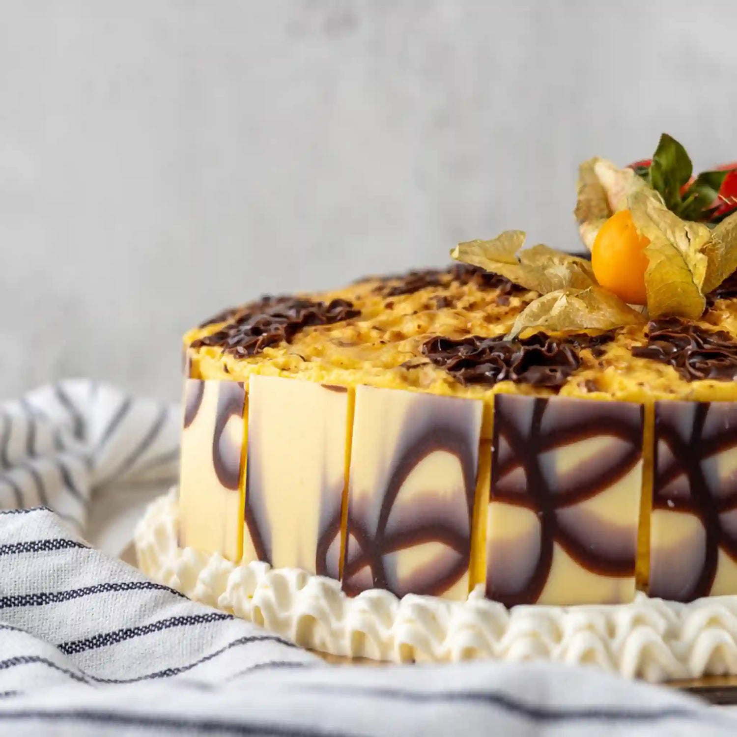 Mango-Honey-Comb-Cake-2