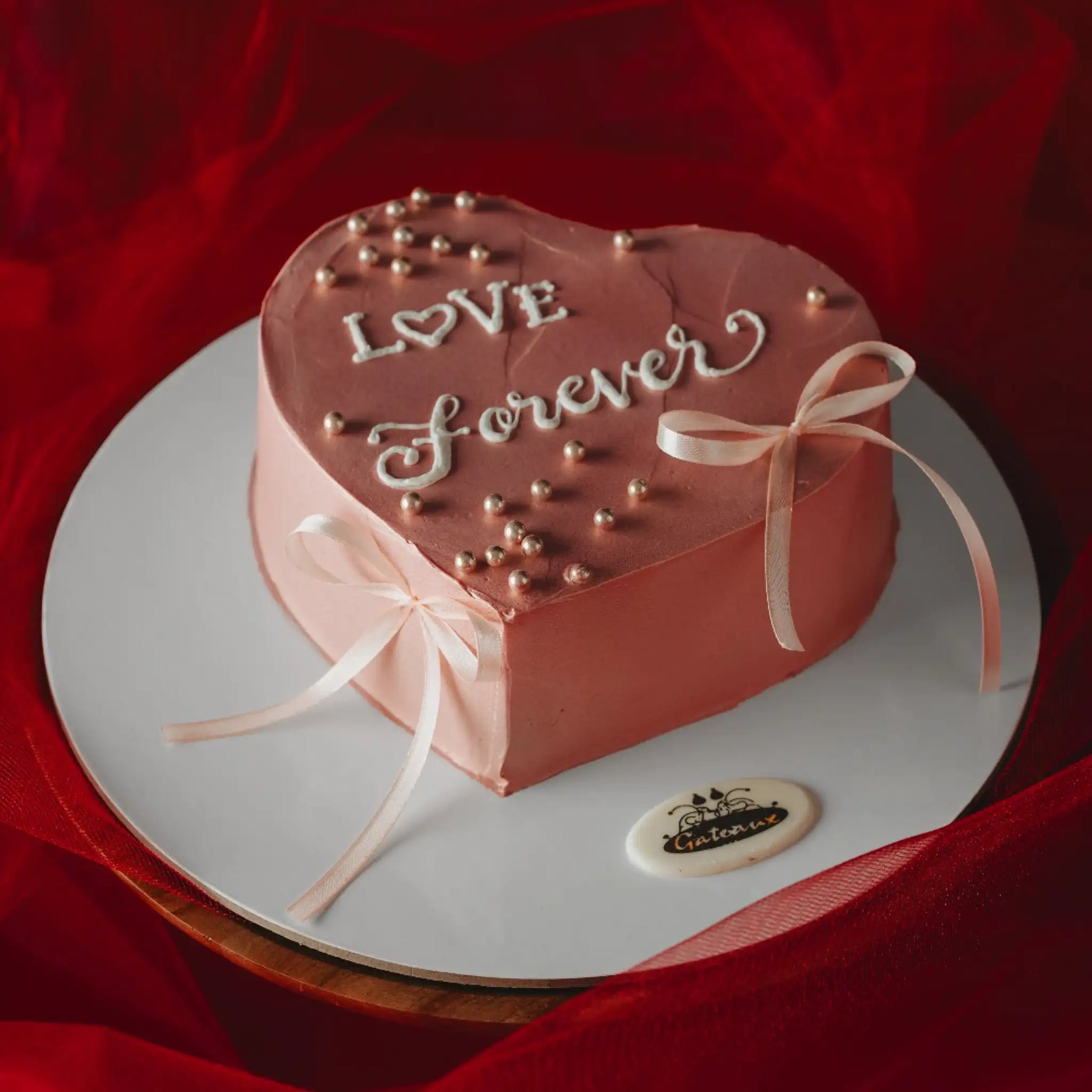 Pink_-Love_-Heart_-Valentines_-Day_-Cake-2