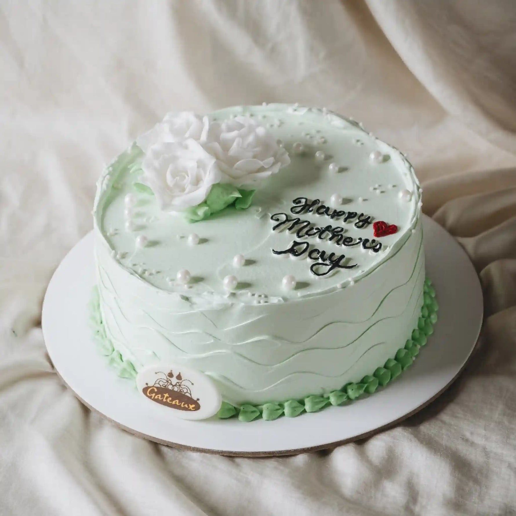 Pistachio-Mother_sDay-Cake
