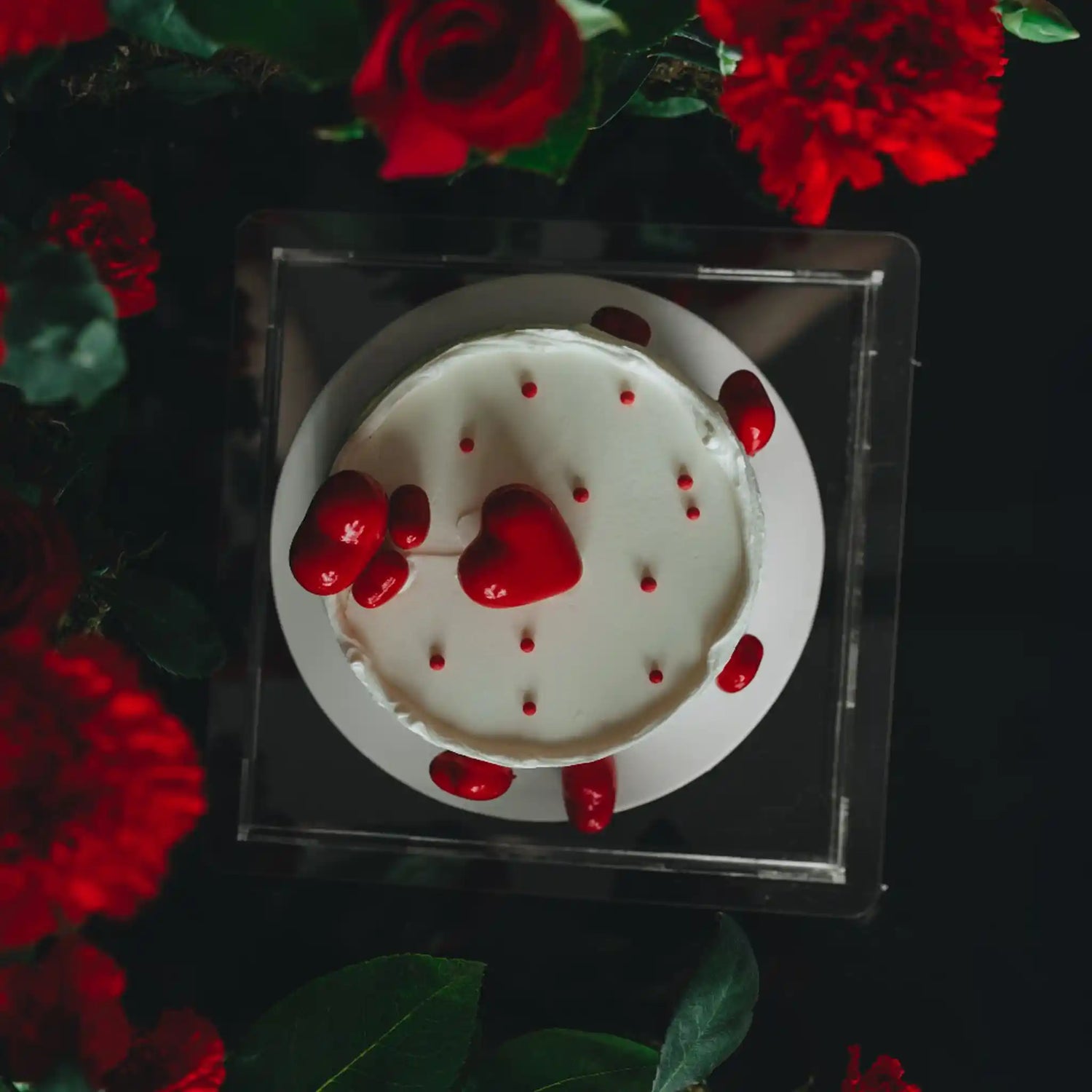 RedHearts-ValentinesDay-Cake-_2