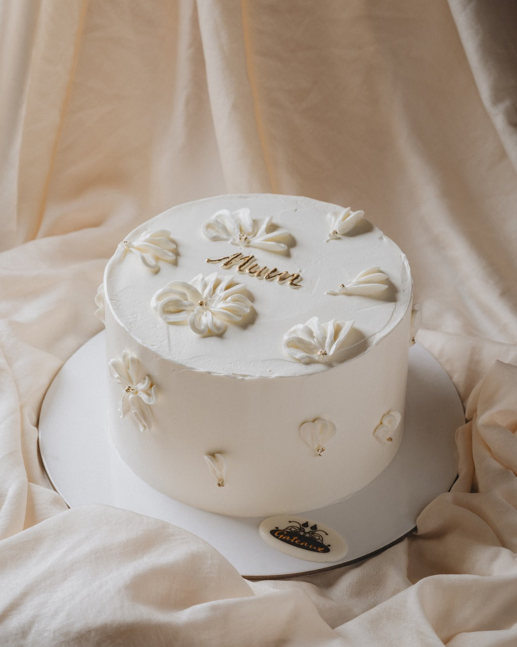 D5 Mother's Day Cake